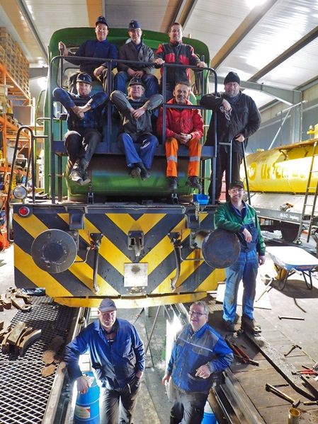 Geschafft! Die Eisenbahnfreunde Wetterau nach technischer Prüfung